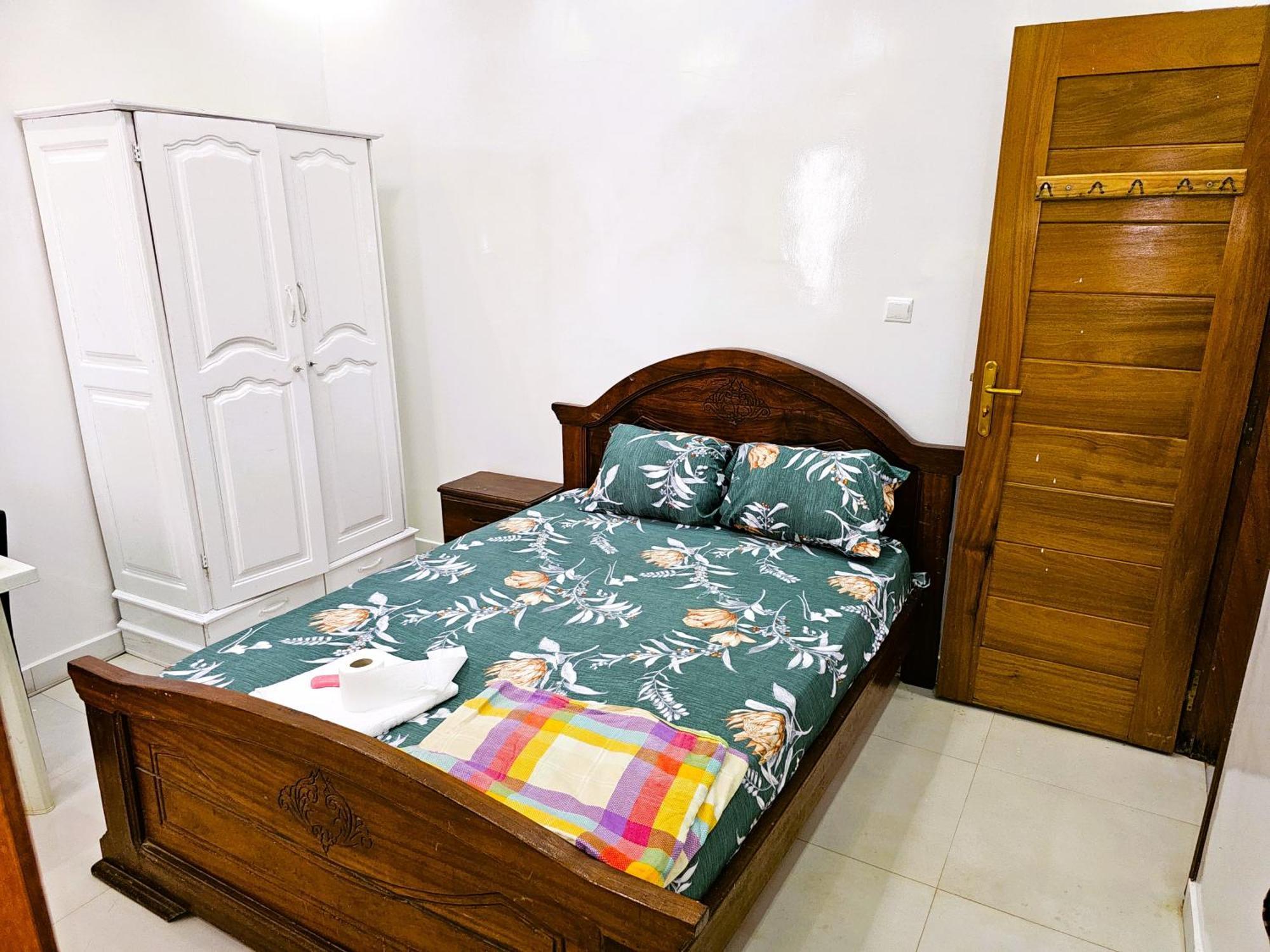 Chambre Ngor- Douche Privee-Salon-Cuisine-Netflix Hotel Dakar Exterior foto