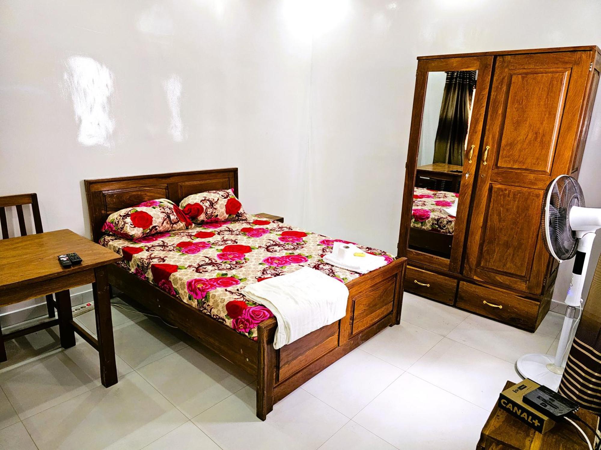 Chambre Ngor- Douche Privee-Salon-Cuisine-Netflix Hotel Dakar Exterior foto