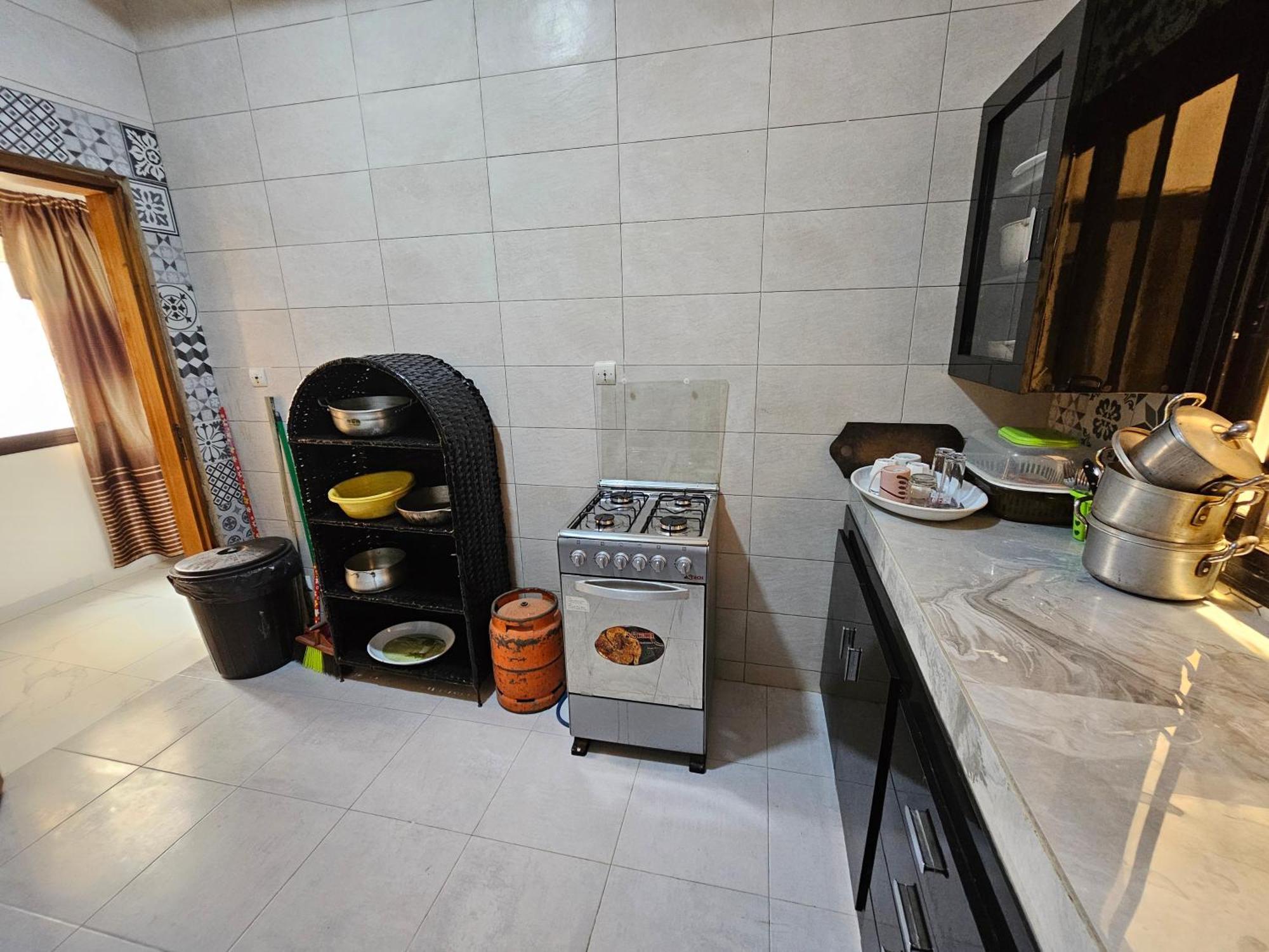 Chambre Ngor- Douche Privee-Salon-Cuisine-Netflix Hotel Dakar Exterior foto