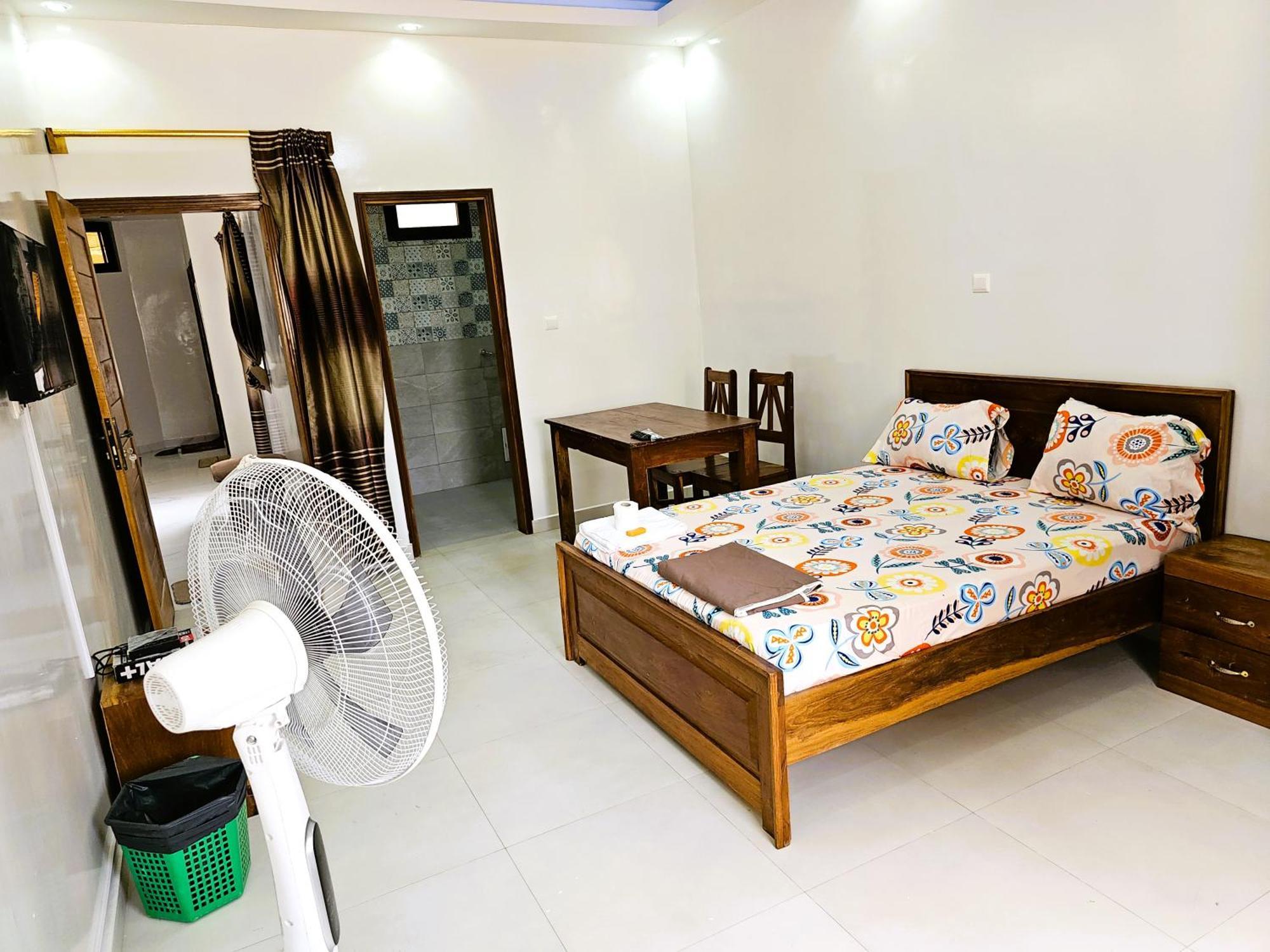 Chambre Ngor- Douche Privee-Salon-Cuisine-Netflix Hotel Dakar Exterior foto